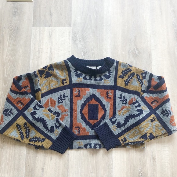 Vintage Cropped Patterned Sweater - Picture 2 of 8